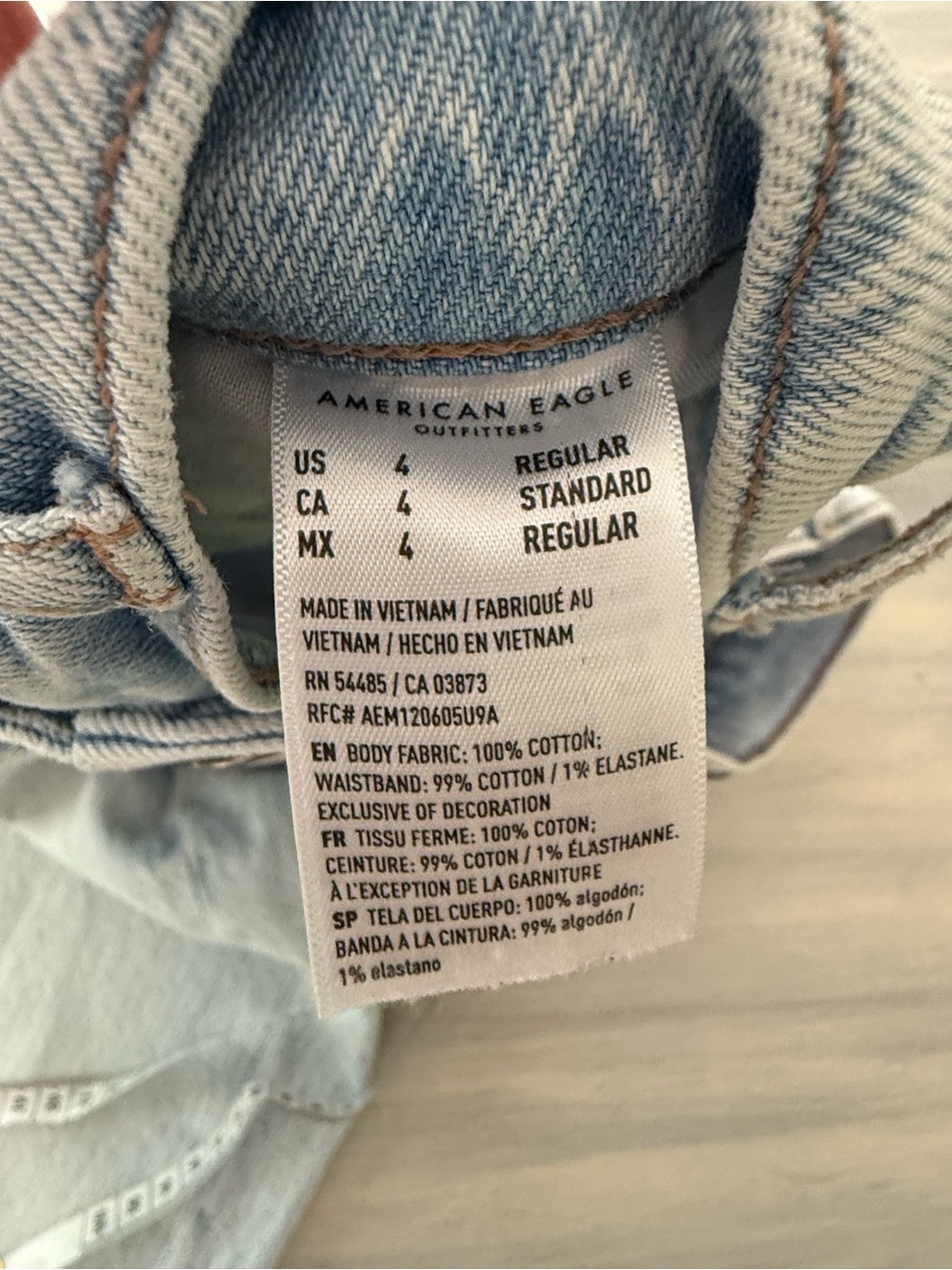 American Eagle Jorts Denim Bermuda Shorts Distressed Size 4 - Picture 4 of 7
